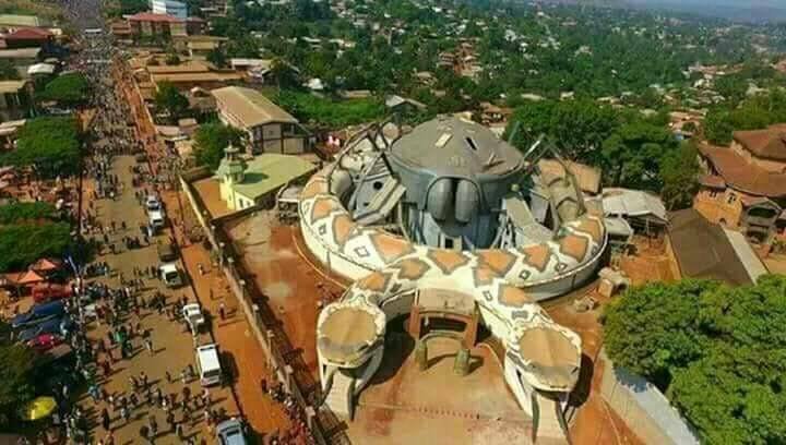 BIENVENUE A FOUMBAN : LA CITE DES ARTS